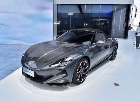 ماشین الکتریکی چینی MG رنگ خاکستری MG Cyberster 2024 قدرت موتور 231KW