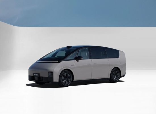 صادرات خودروهای الکتریکی لوکس چینی با کیفیت بالا راحت Lixiang Mega MPV EV Car