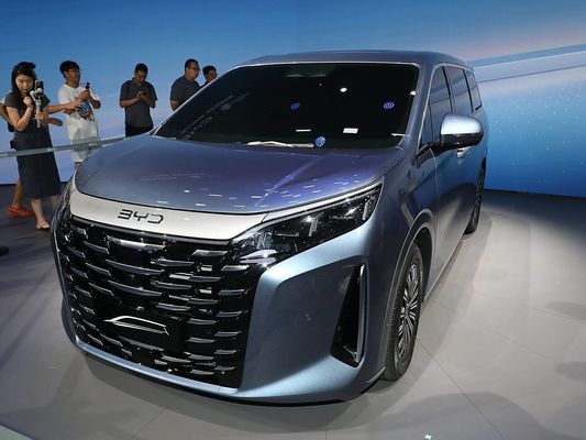نسخه جدید آخرین BYD Xia MPV استفاده در خانواده 7 صندلی هیبریدی گاز 1.5T EV خودرو